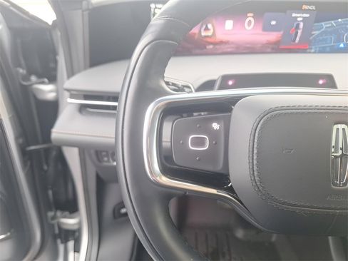 Used 2024 Lincoln Nautilus Reserve w/ Equipment Group 202A image 20