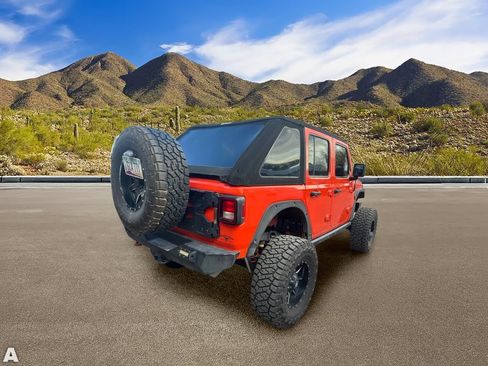 Used 2020 Jeep Wrangler Unlimited Rubicon AWD/4WD image 4