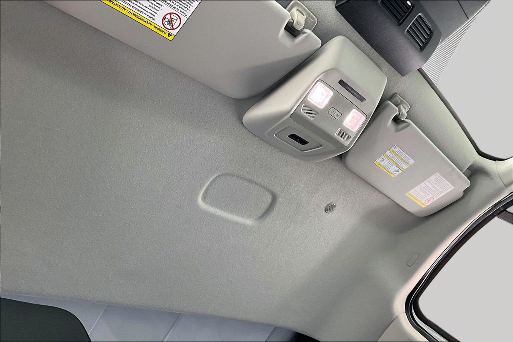 Used 2026 Ford Transit 150 Low Roof RWD image 22