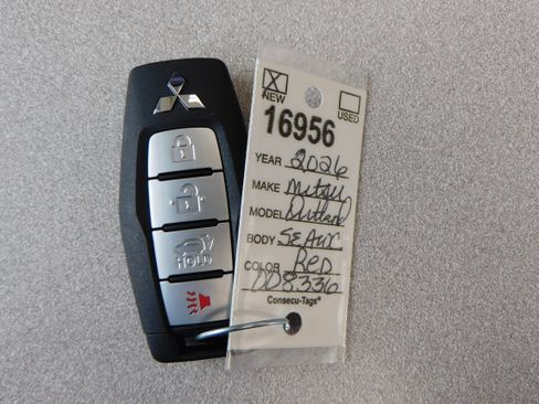 New 2026 Mitsubishi Outlander SE image 35