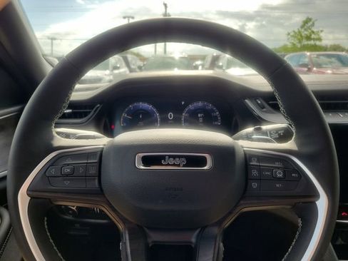 New 2026 Jeep Grand Cherokee L Limited AWD/4WD image 18