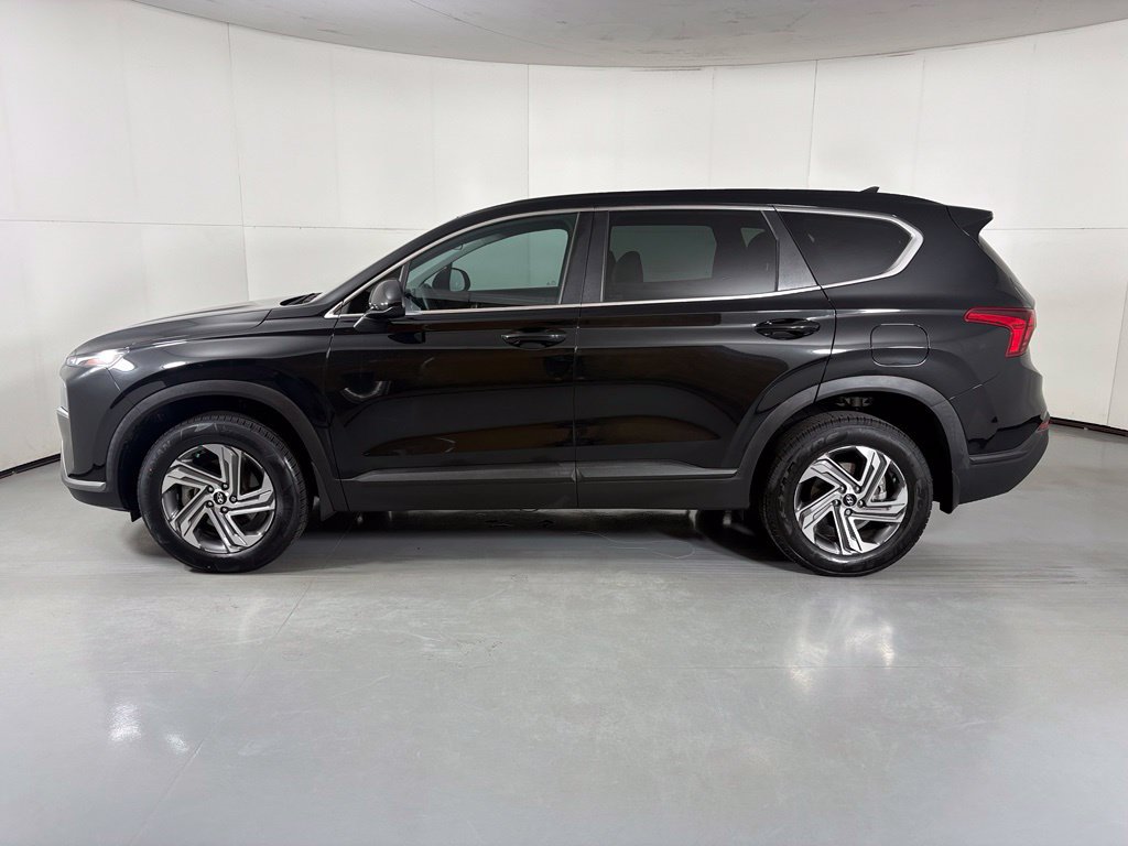 Used 2023 Hyundai Santa Fe SE AWD/4WD image 5