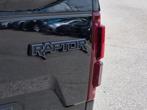 Used 2018 Ford F150 Raptor w/ Equipment Group 802A Luxury AWD/4WD image 13