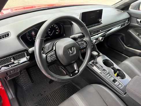 Used 2023 Honda Civic Sport image 9