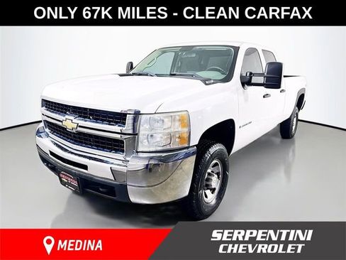 Used 2009 Chevrolet Silverado 3500 W/T AWD/4WD image 1