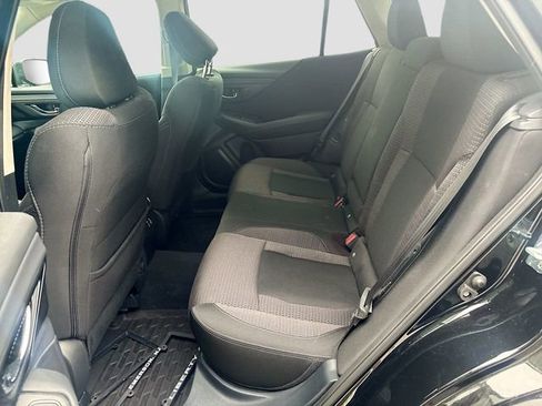 Used 2023 Subaru Outback Premium image 8
