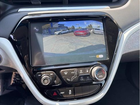 Used 2021 Chevrolet Bolt LT FWD image 23
