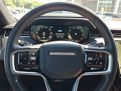 Used 2025 Land Rover Range Rover Sport SE AWD/4WD image 20