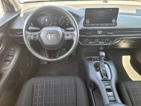 Used 2024 Honda HR-V LX image 13