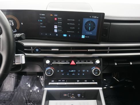 Used 2025 Hyundai Santa Fe SEL FWD image 20