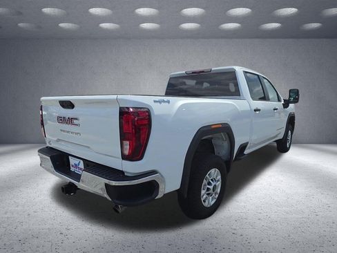 Used 2025 GMC Sierra 2500 Pro w/ 1SA Pro Safety Plus Package AWD/4WD image 7