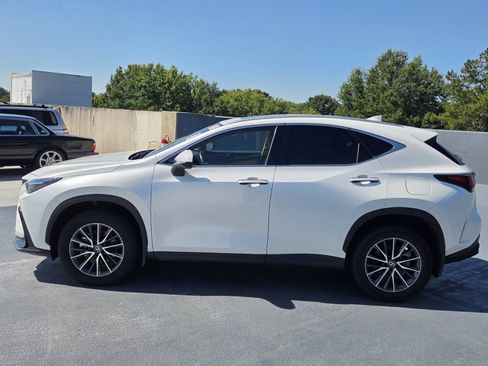 Used 2025 Lexus NX 250 FWD w/ Accessory Package (K3) image 2