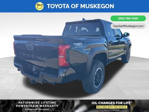 New 2025 Toyota Tacoma TRD Off-Road image 7