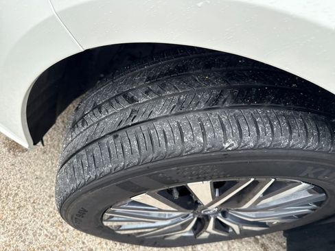 Used 2025 Nissan Altima 2.5 SV FWD image 28