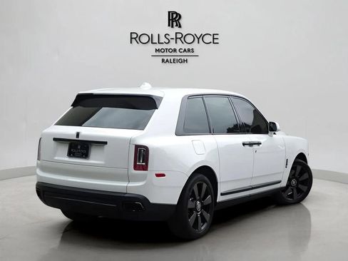 Certified 2021 Rolls-Royce Cullinan image 3