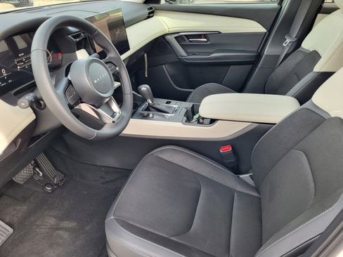 New 2026 MAZDA CX-5 Preferred AWD/4WD image 9