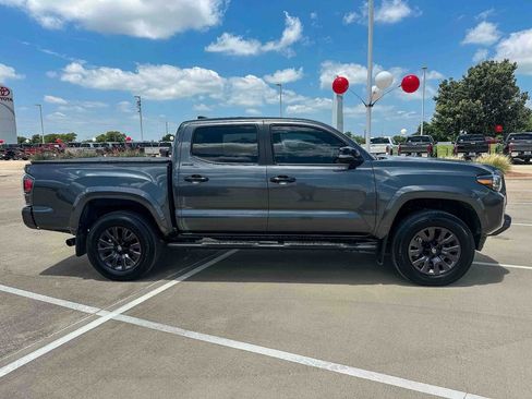 Used 2022 Toyota Tacoma Limited w/ Nightshade Package AWD/4WD image 2