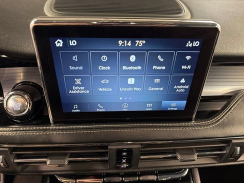 Certified 2022 Lincoln Corsair AWD w/ Equipment Group 101A image 9