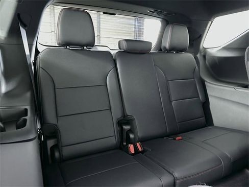 New 2026 Chevrolet Traverse Z71 w/ Driver Confidence Package image 28