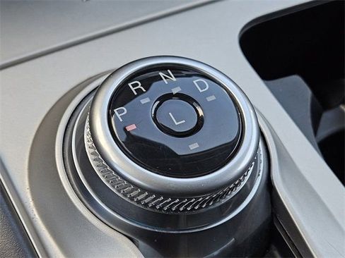 Used 2023 Ford Explorer XLT image 22