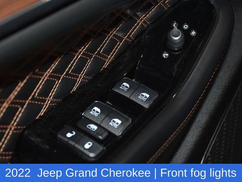 Used 2022 Jeep Grand Cherokee Summit w/ Adv Protech Group IV AWD/4WD image 25
