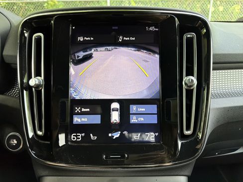 Used 2019 Volvo XC40 T5 R-Design AWD/4WD image 25
