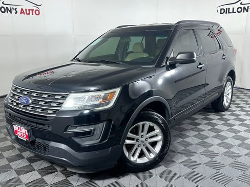 Used 2017 Ford Explorer 4WD image 1