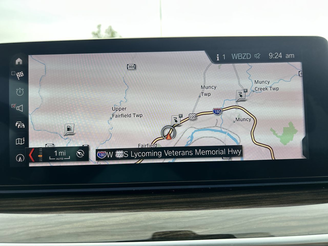 Used 2019 BMW 530e xDrive w/ Convenience Package AWD/4WD image 36