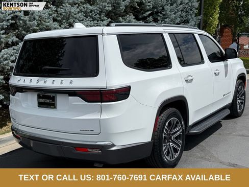 Used 2022 Jeep Wagoneer Series III w/ Rear Seat Video Group 1 AWD/4WD image 8