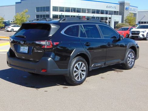 Certified 2023 Subaru Outback Premium AWD/4WD image 4