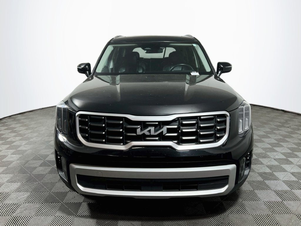 Used 2025 Kia Telluride S AWD/4WD image 2