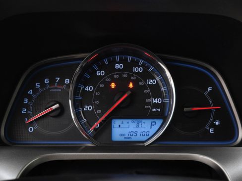 Used 2014 Toyota RAV4 Limited AWD/4WD image 29