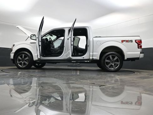 Used 2018 Ford F150 XLT w/ Equipment Group 302A Luxury image 38