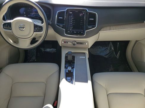 Certified 2025 Volvo XC90 T8 Plus w/ Protection Package Premier image 24
