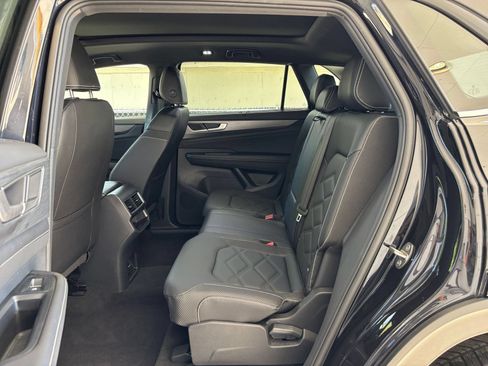 Used 2026 Volkswagen Atlas Cross Sport SE FWD image 27