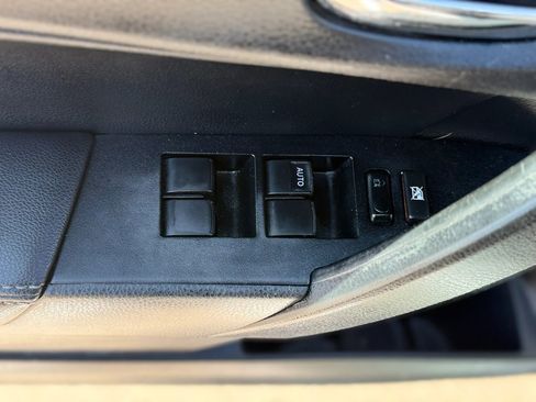 Used 2015 Toyota Corolla S FWD image 20
