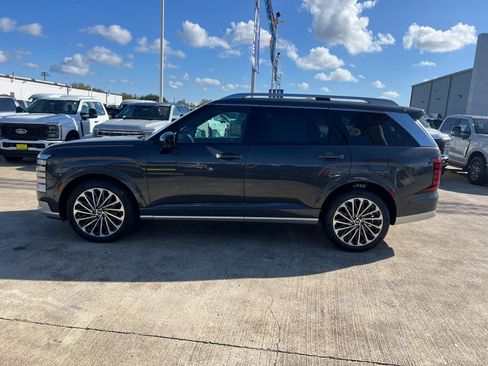 New 2026 Hyundai Palisade Calligraphy FWD image 6
