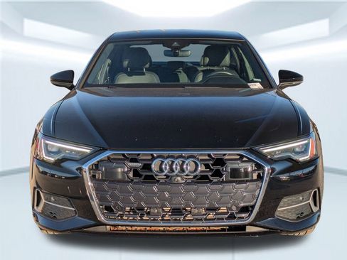 Used 2024 Audi A6 Premium Plus image 8