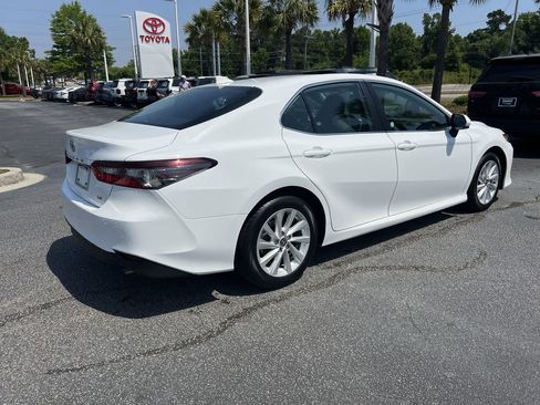 Used 2024 Toyota Camry LE FWD image 10