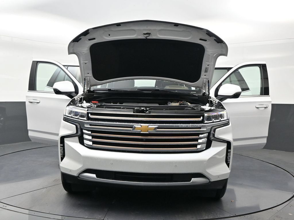Used 2023 Chevrolet Tahoe High Country w/ Advanced Technology Package RWD image 33