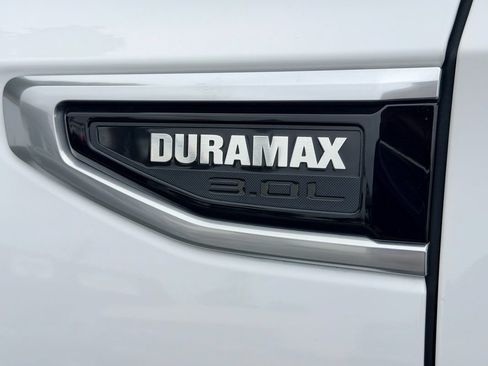 Used 2021 GMC Yukon XL Denali w/ Denali Premium Package AWD/4WD image 13
