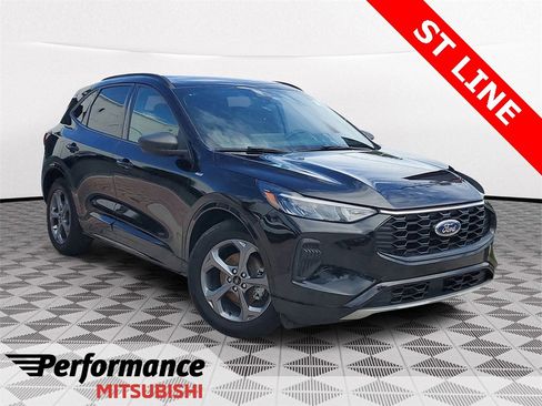 Used 2023 Ford Escape ST-Line w/ Tech Pack #1 image 1