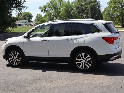 Used 2016 Honda Pilot Touring image 8