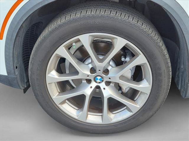 Used 2021 BMW X5 sDrive40i w/ Premium Package 2 RWD image 10