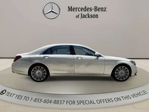 Used 2019 Mercedes-Benz S 560 Sedan image 6