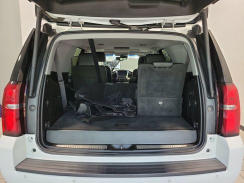 Used 2018 Chevrolet Tahoe Premier AWD/4WD image 14