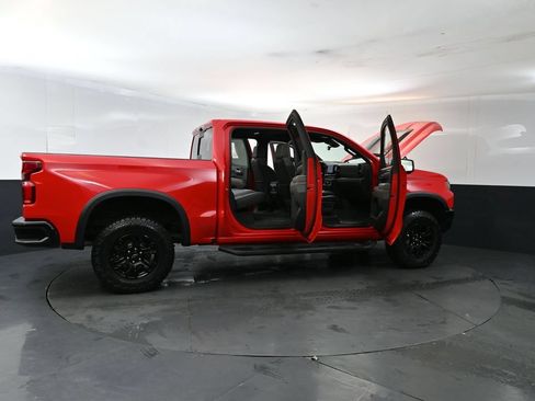Used 2024 Chevrolet Silverado 1500 ZR2 AWD/4WD image 26