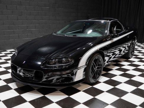 Used 2002 Chevrolet Camaro Z28 w/ Preferred Equipment Group 2 image 6