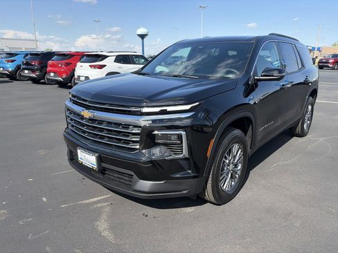 New 2026 Chevrolet Traverse LT w/ Driver Confidence Package FWD image 9