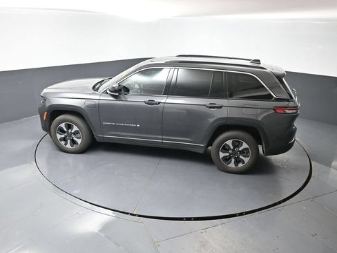 Used 2024 Jeep Grand Cherokee Limited 4xe AWD/4WD image 14
